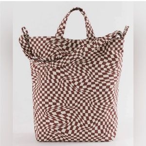 Baggy Duck Tote in Wavy Checkerboard Maroon  - Used Excellent Condition